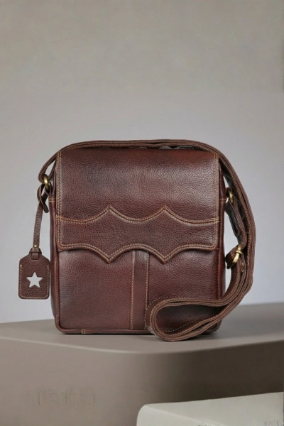 Royal Stitch Leather Messenger